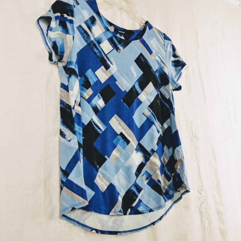 Alfani Geometric Jersey - Picture 2 of 6
